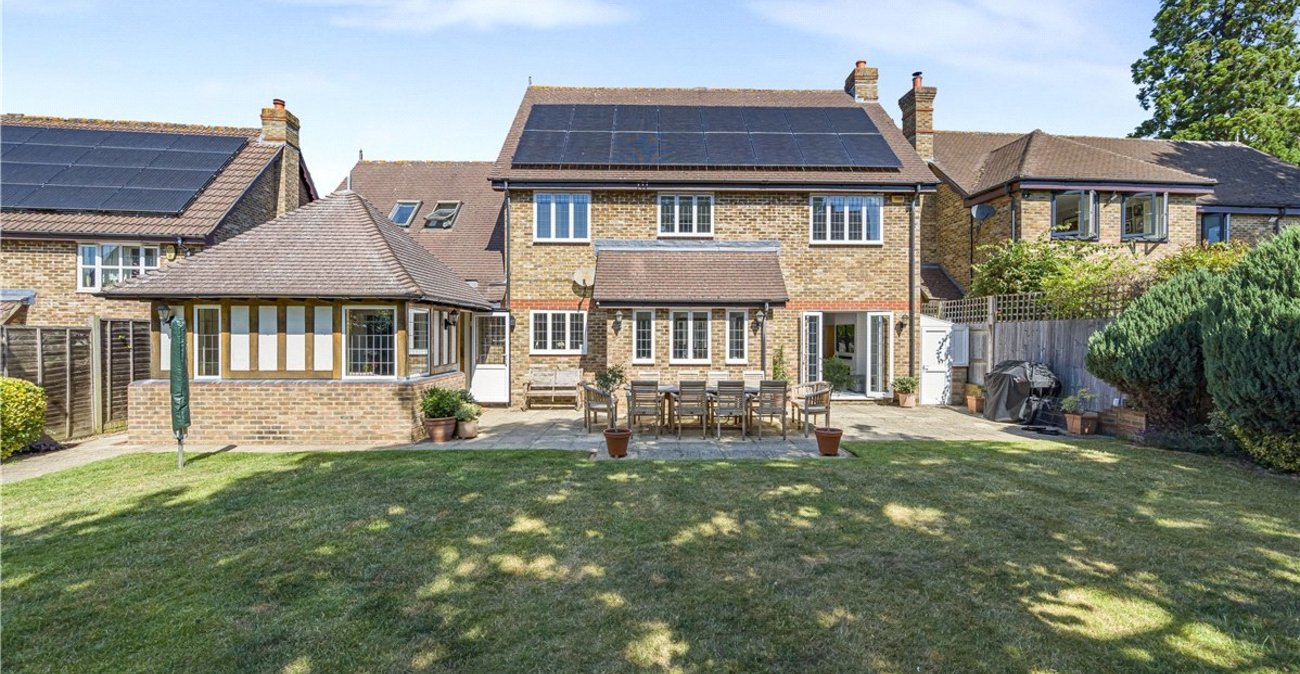 5 bedroom house for sale in Locksbottom | Robinson Jackson
