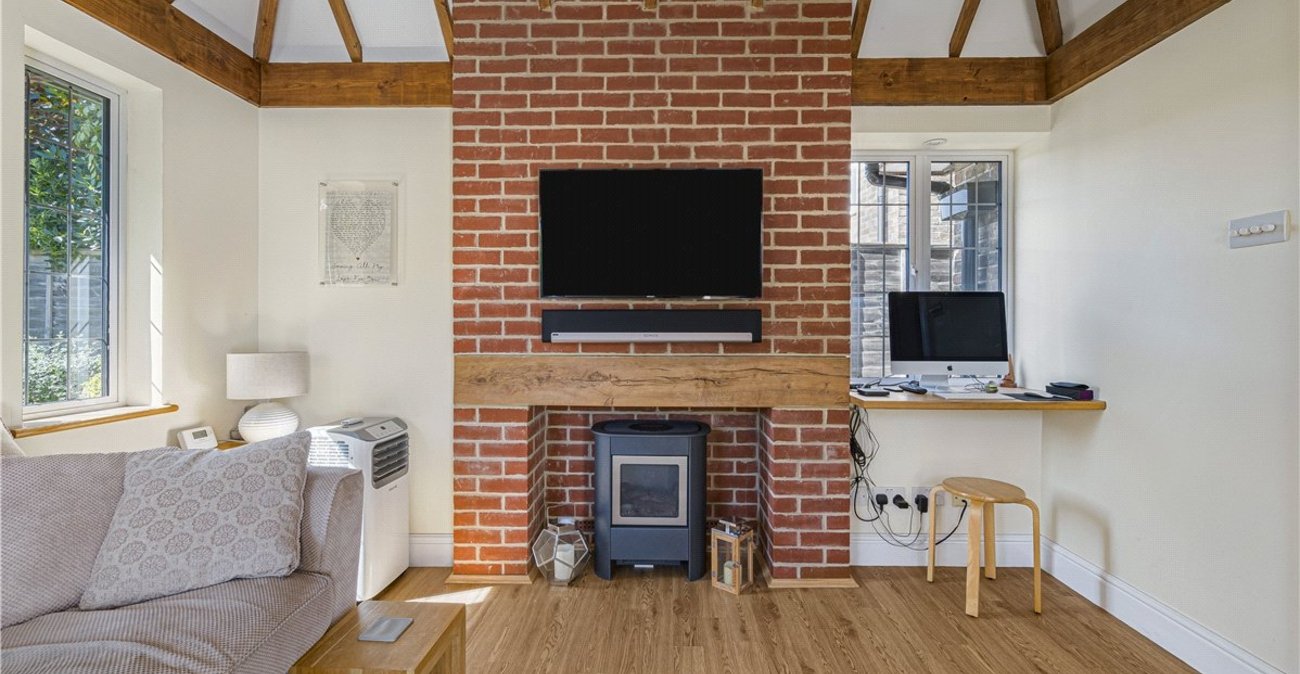 5 bedroom house for sale in Locksbottom | Robinson Jackson