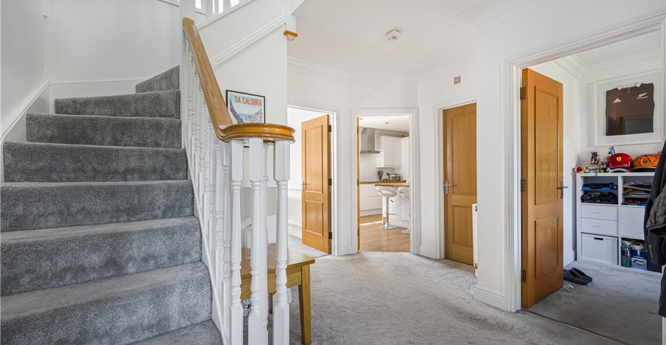 5 bedroom house for sale in Locksbottom | Robinson Jackson