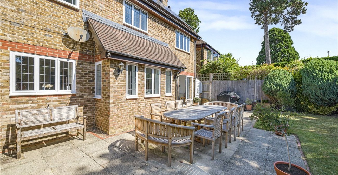 5 bedroom house for sale in Locksbottom | Robinson Jackson