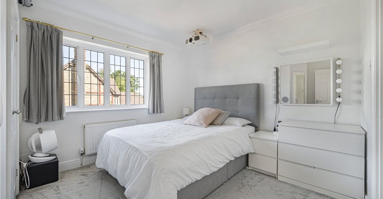 5 bedroom house for sale in Locksbottom | Robinson Jackson