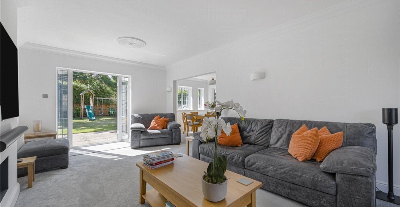 5 bedroom house for sale in Locksbottom | Robinson Jackson