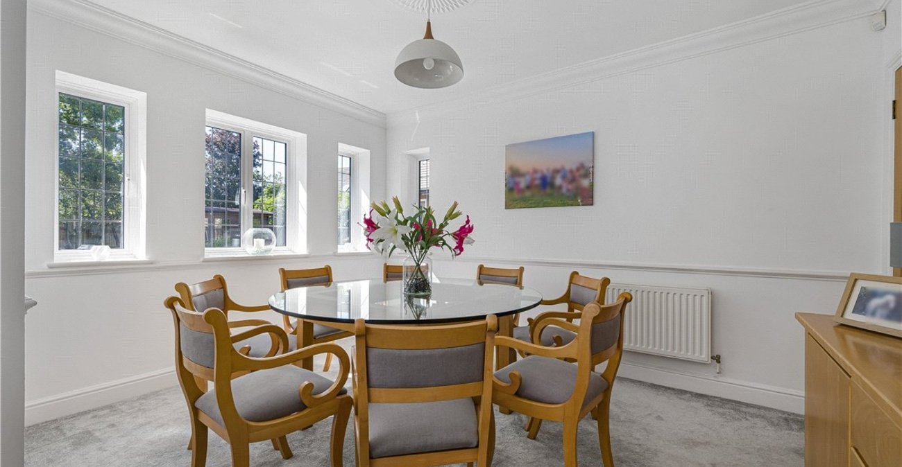 5 bedroom house for sale in Locksbottom | Robinson Jackson