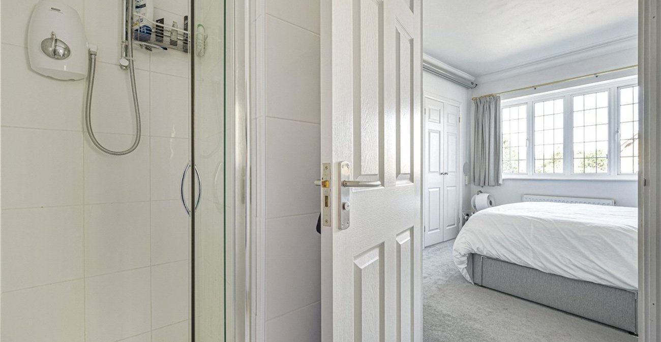 5 bedroom house for sale in Locksbottom | Robinson Jackson