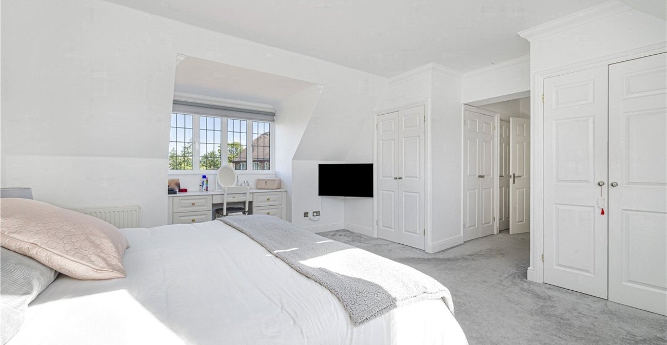 5 bedroom house for sale in Locksbottom | Robinson Jackson