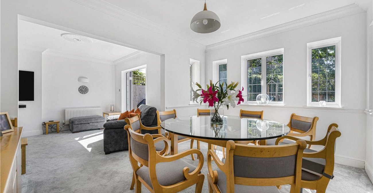 5 bedroom house for sale in Locksbottom | Robinson Jackson