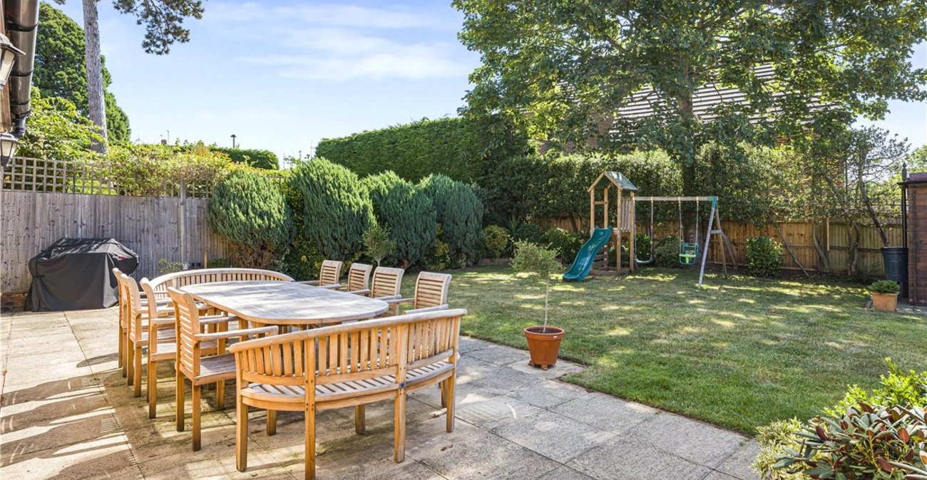 5 bedroom house for sale in Locksbottom | Robinson Jackson
