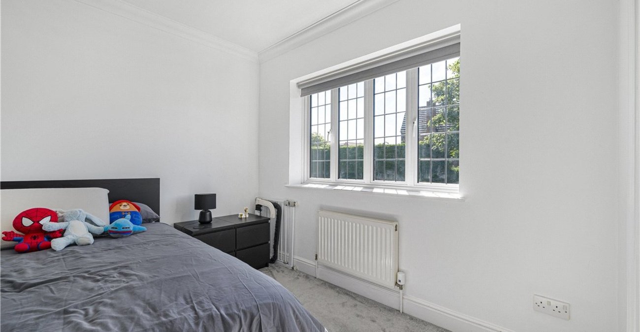 5 bedroom house for sale in Locksbottom | Robinson Jackson