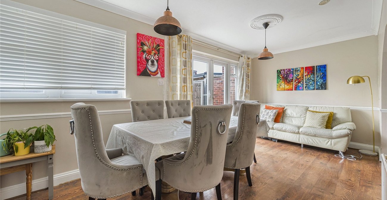 5 bedroom house for sale in Welling | Robinson Jackson