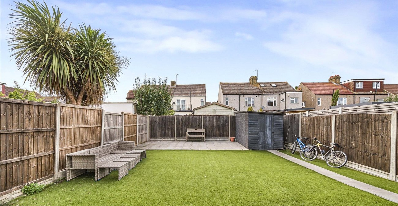 5 bedroom house for sale in Welling | Robinson Jackson