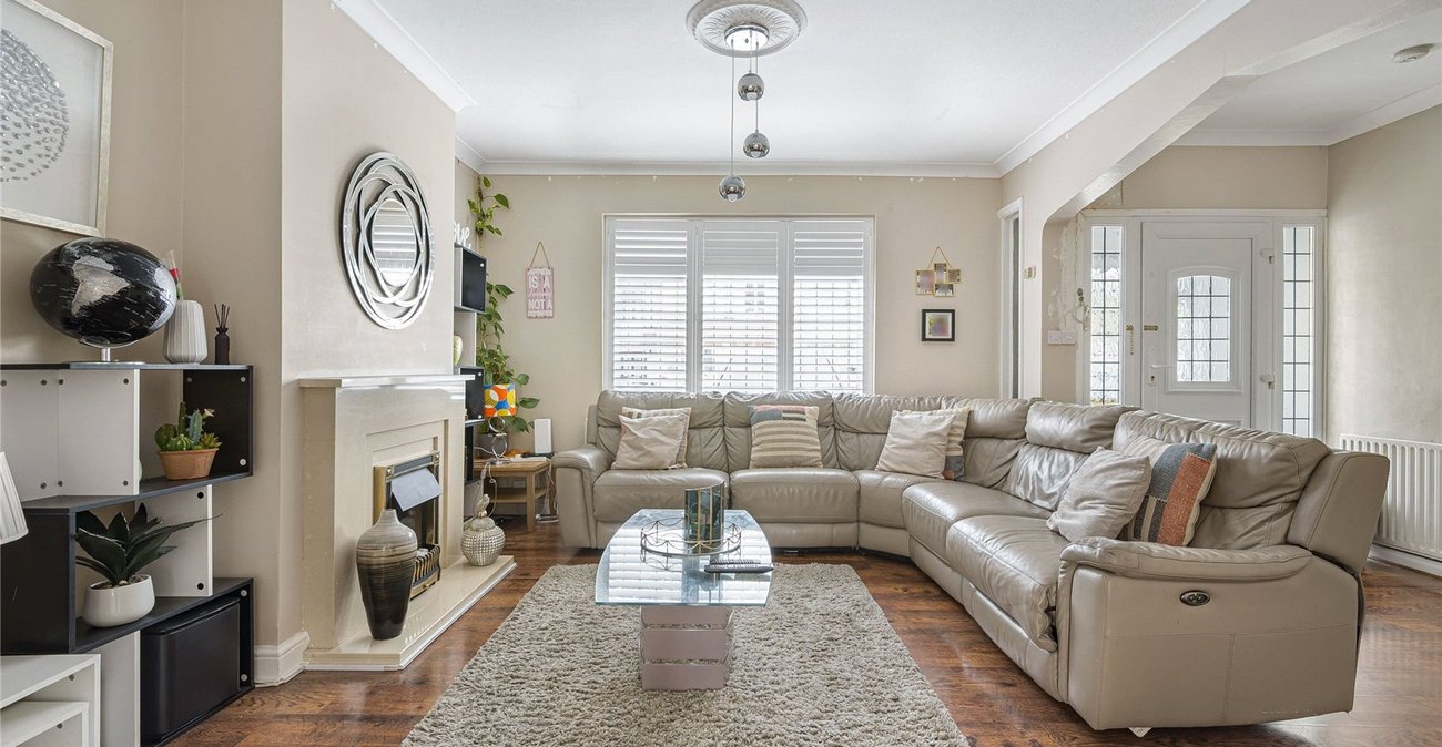 5 bedroom house for sale in Welling | Robinson Jackson