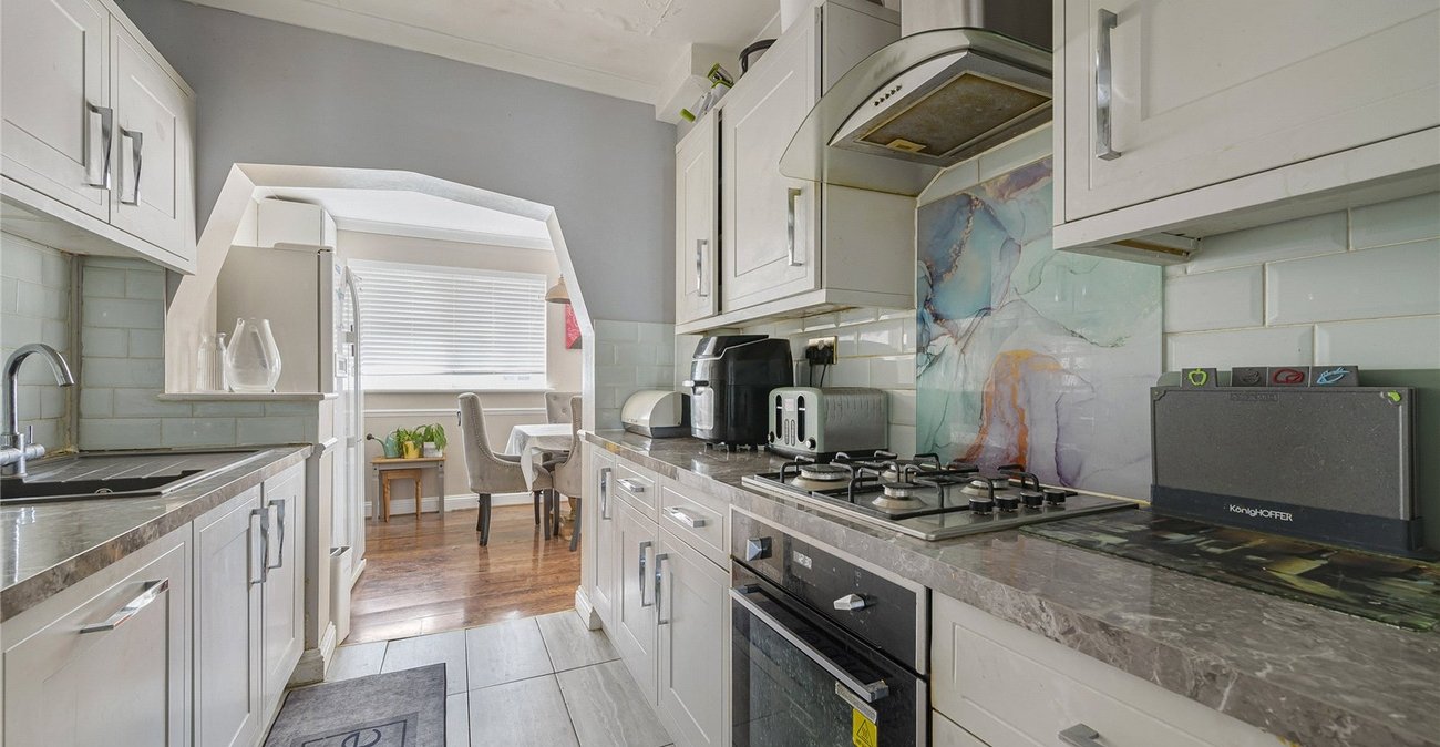 5 bedroom house for sale in Welling | Robinson Jackson
