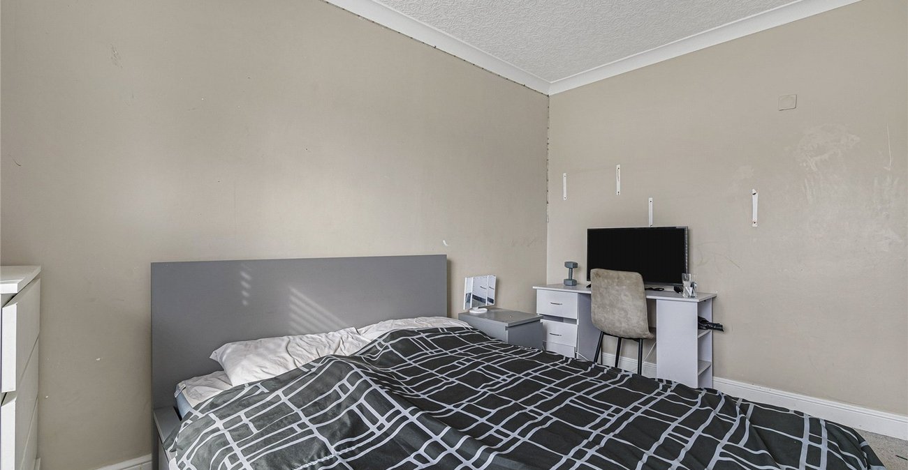 5 bedroom house for sale in Welling | Robinson Jackson