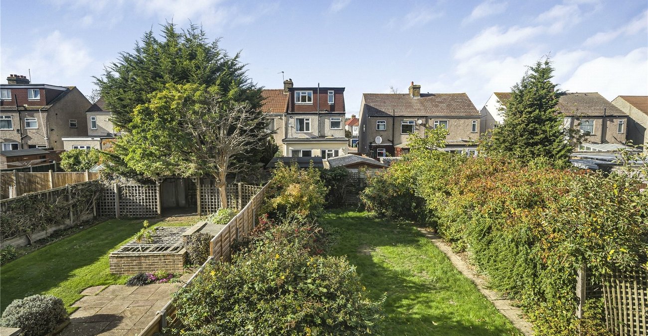 3 bedroom house for sale in Welling | Robinson Jackson