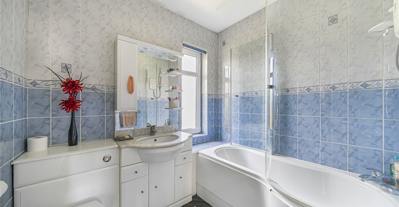 3 bedroom house for sale in Welling | Robinson Jackson