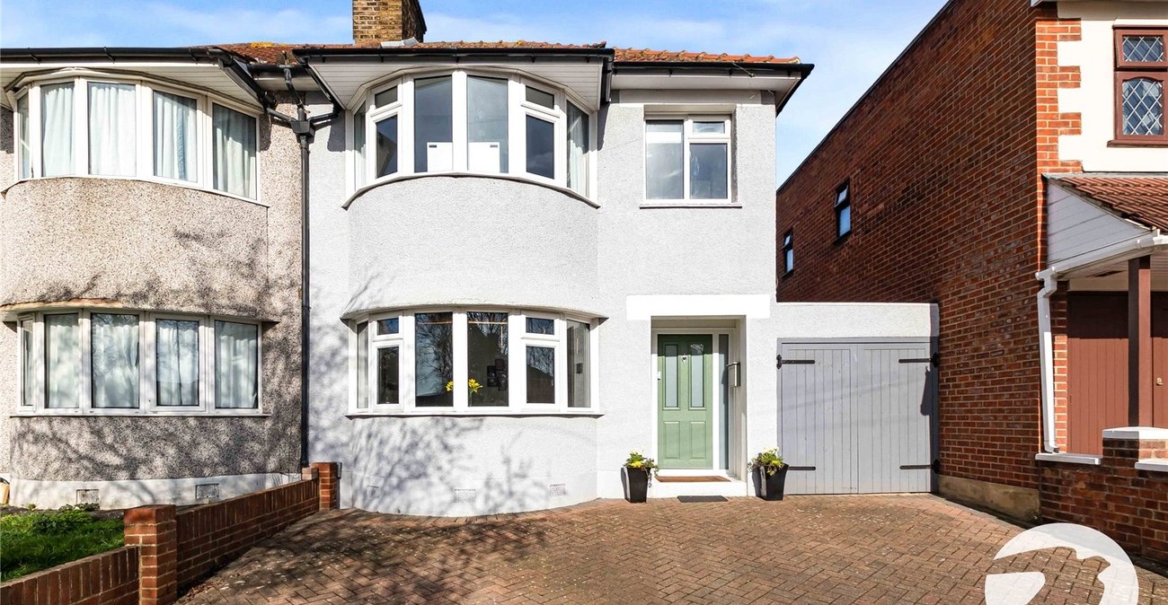 3 bedroom house for sale in Welling | Robinson Jackson