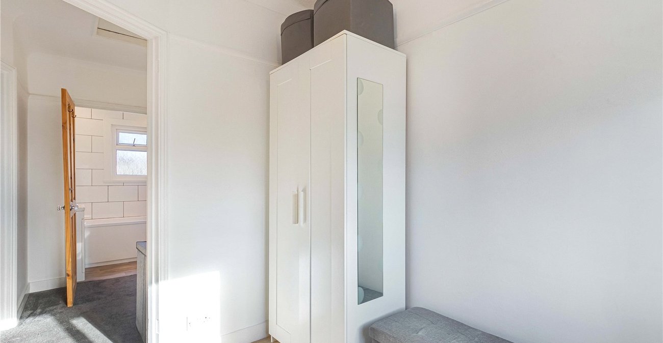 3 bedroom house for sale in Welling | Robinson Jackson