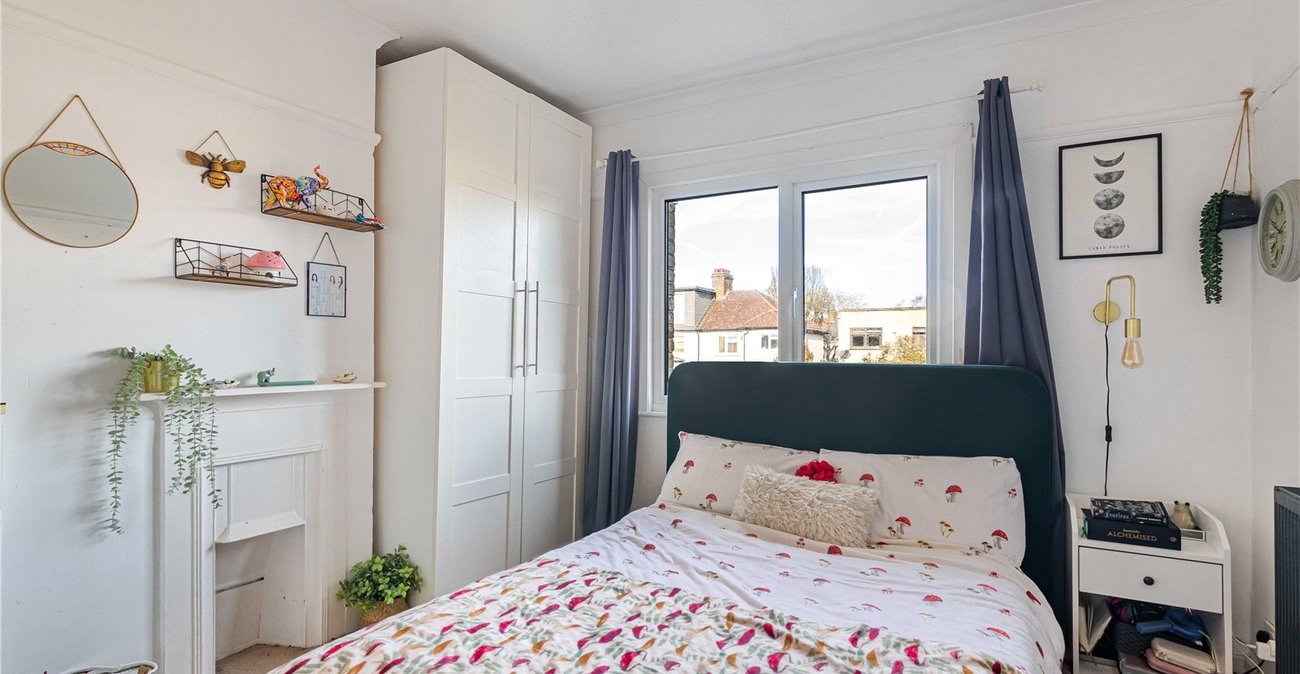 3 bedroom house for sale in Welling | Robinson Jackson