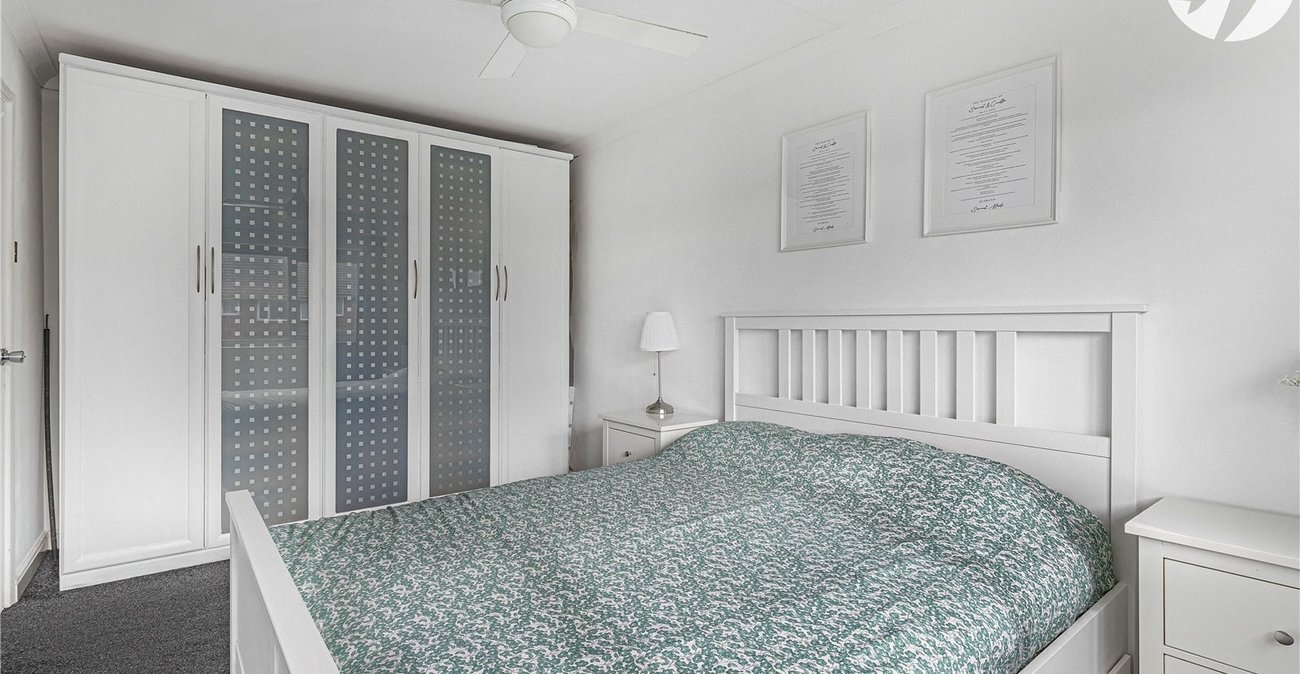 3 bedroom house for sale in Swanley | Robinson Jackson