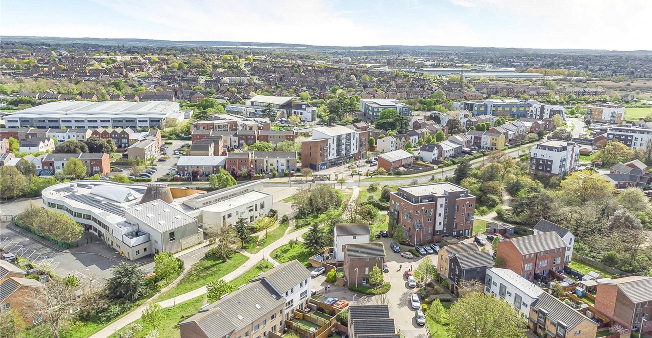 2 bedroom property for sale in Stones Avenue | Robinson Jackson