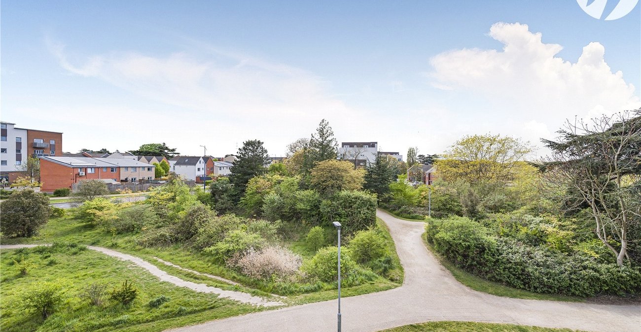 2 bedroom property for sale in Stones Avenue | Robinson Jackson