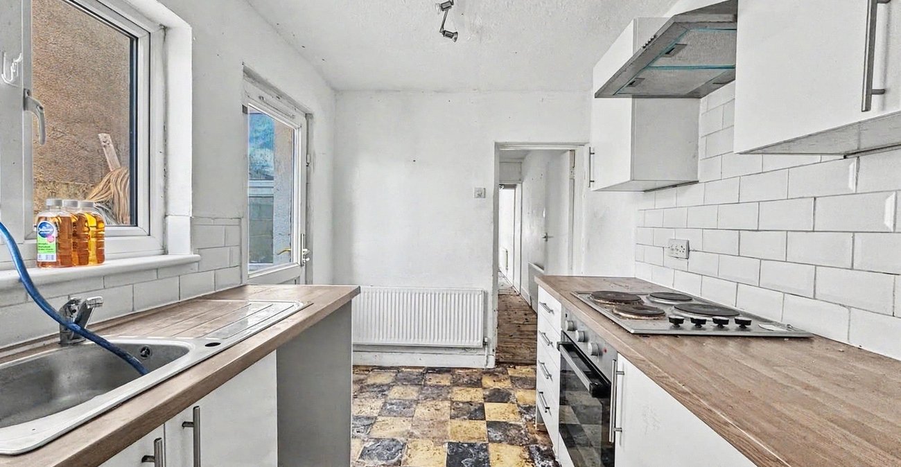3 bedroom house for sale in Gillingham | Robinson Michael & Jackson