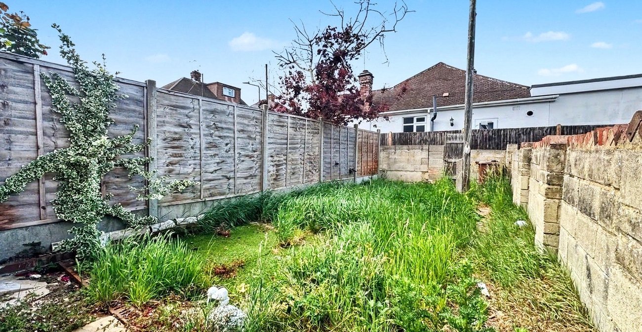 3 bedroom house for sale in Gillingham | Robinson Michael & Jackson