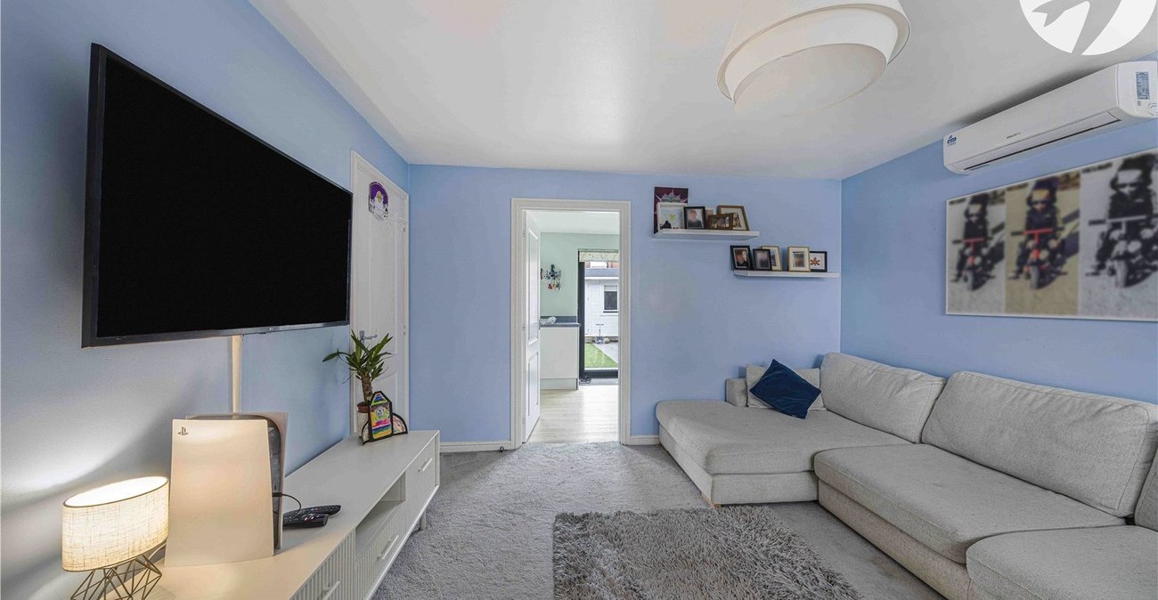 3 bedroom house for sale in Castle Hill | Robinson Jackson