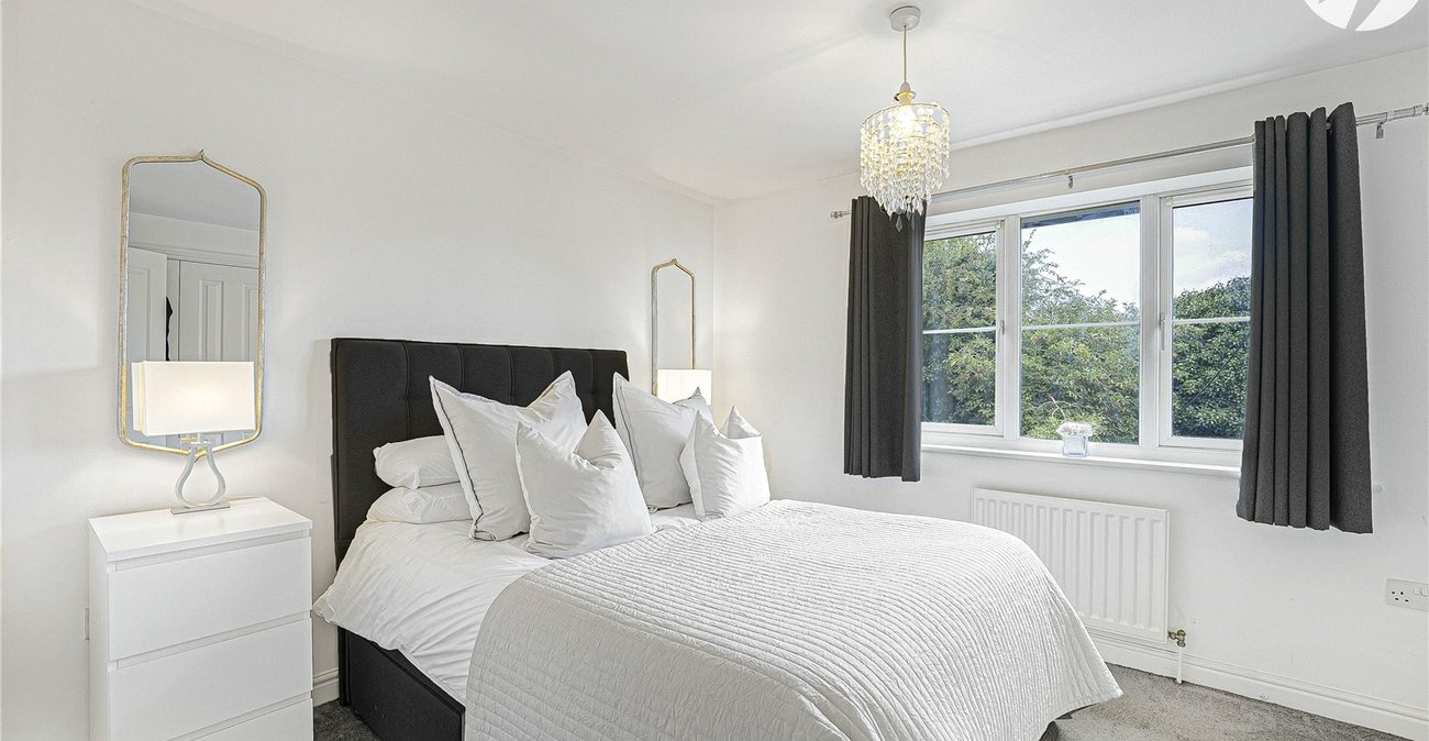 2 bedroom house for sale in Dartford | Robinson Jackson