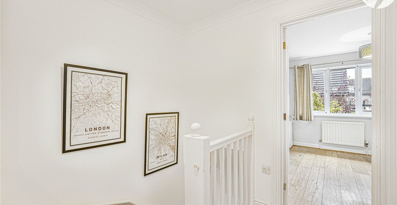 2 bedroom house for sale in Dartford | Robinson Jackson