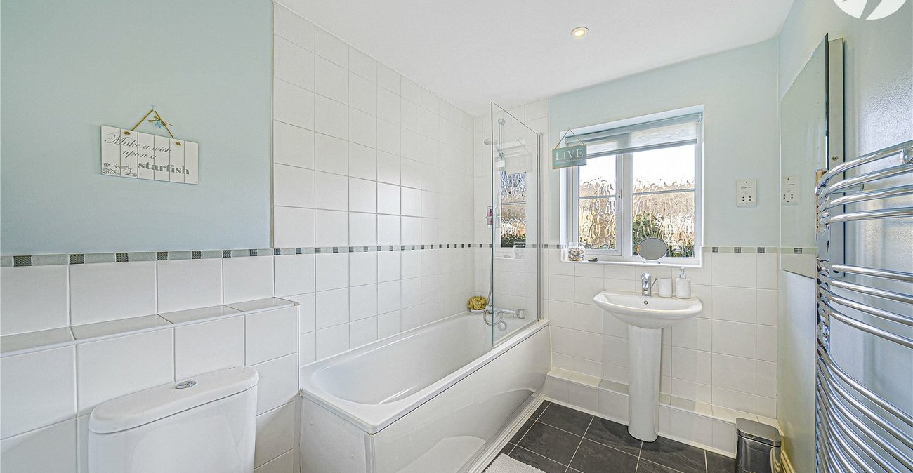 3 bedroom house for sale in Dartford | Robinson Jackson