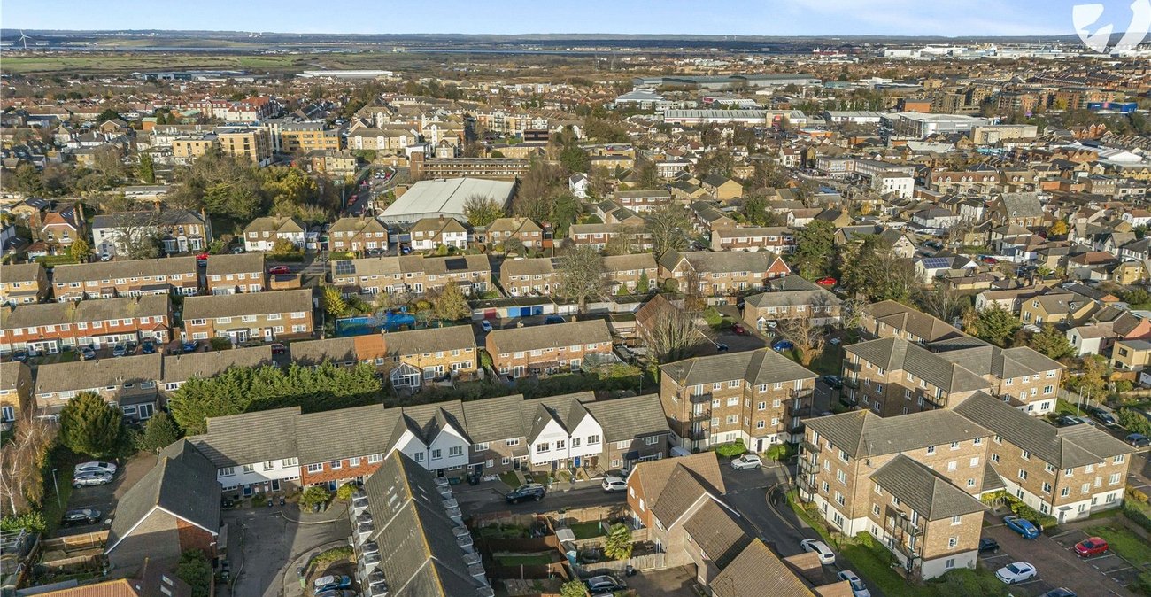 3 bedroom house for sale in Dartford | Robinson Jackson