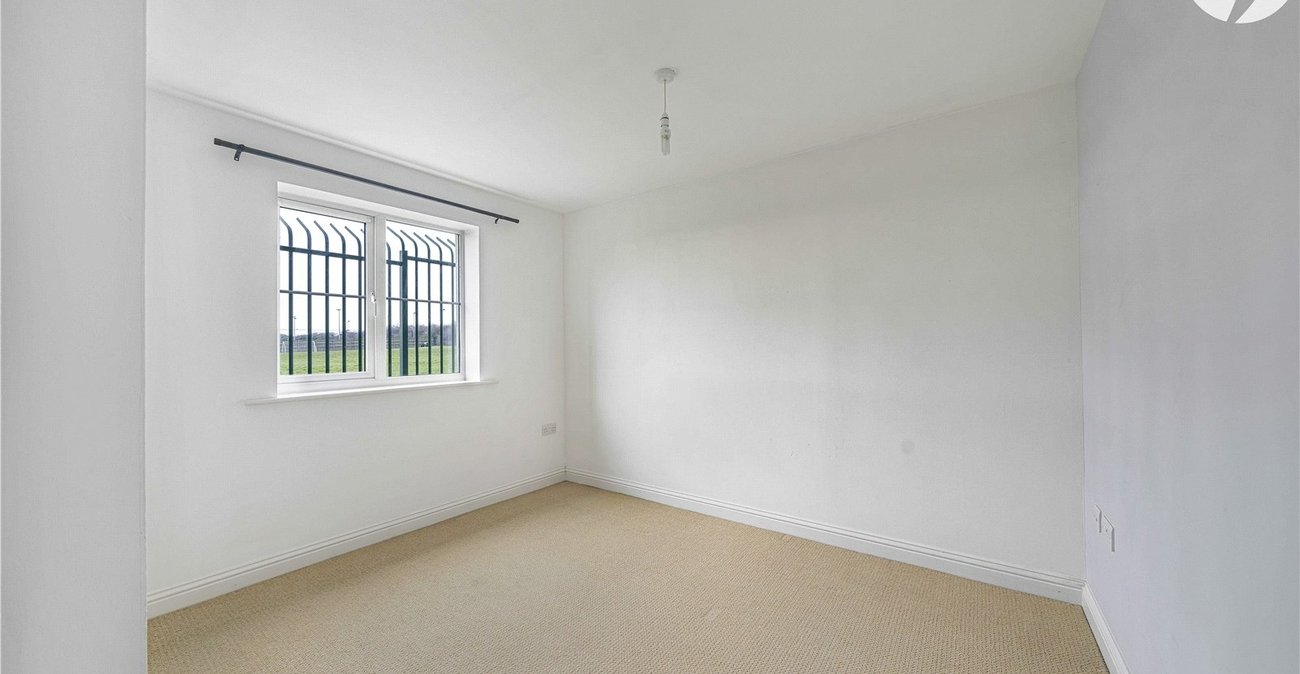 2 bedroom property for sale in Dartford | Robinson Jackson