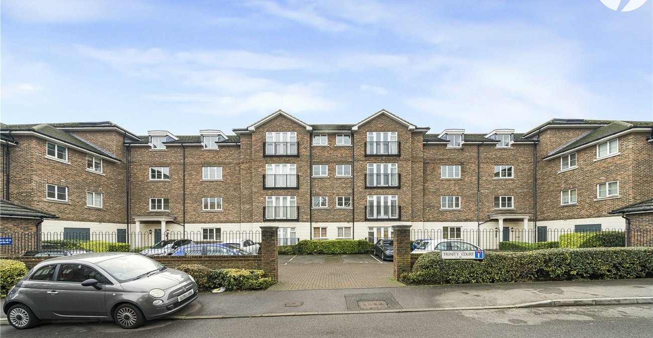 2 bedroom property for sale in Dartford | Robinson Jackson