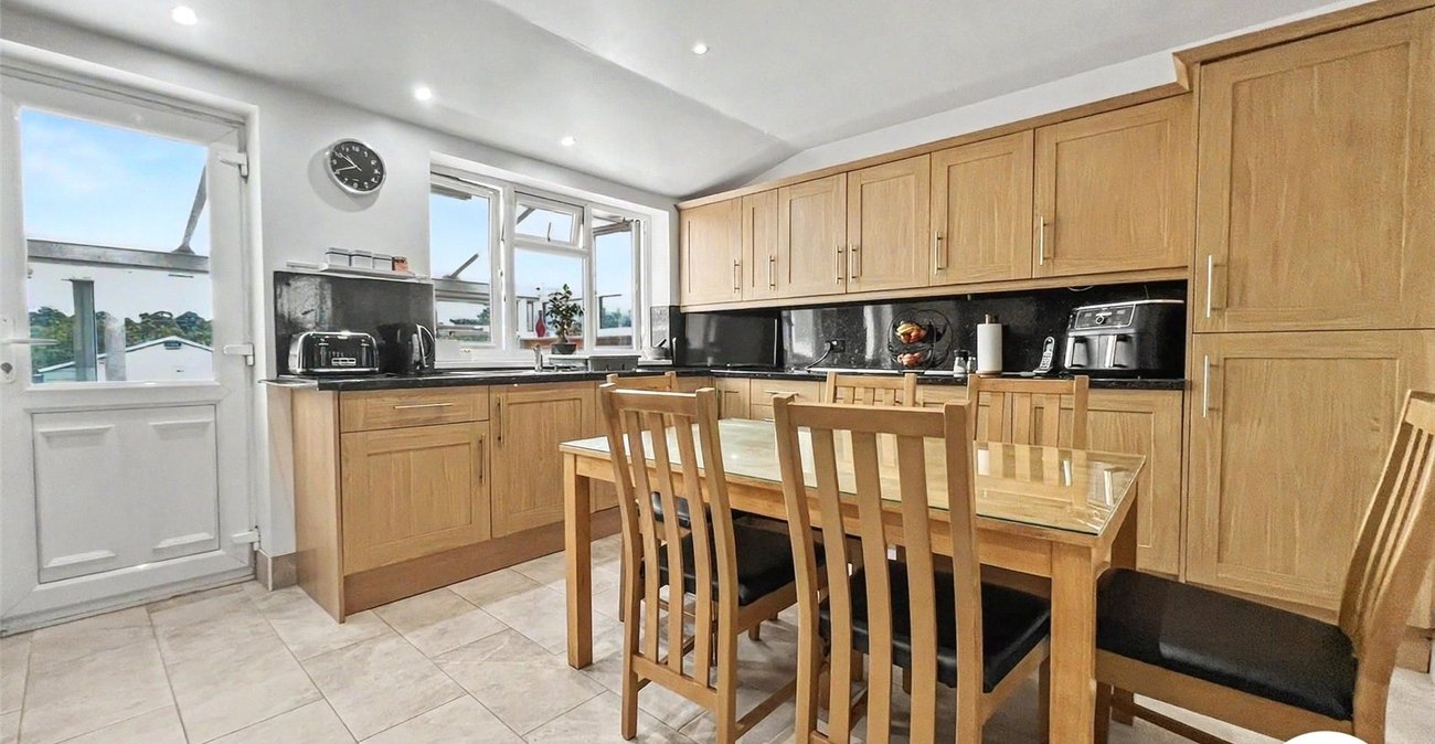 4 bedroom house for sale in Chatham | Robinson Michael & Jackson