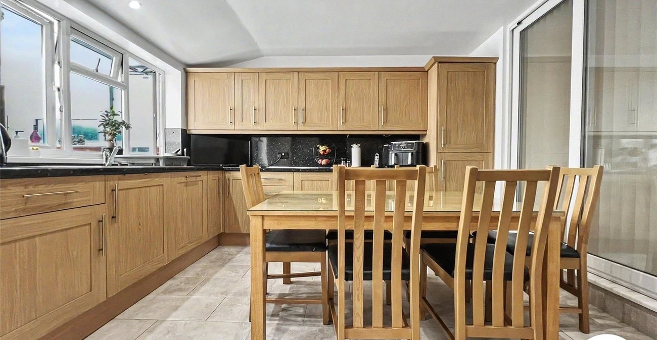 4 bedroom house for sale in Chatham | Robinson Michael & Jackson