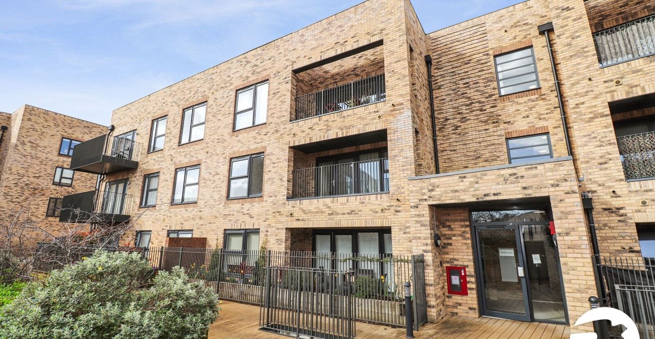 2 bedroom property for sale in Erith | Robinson Jackson