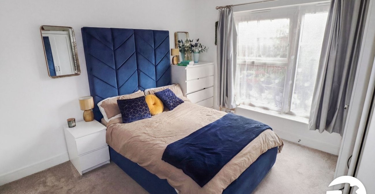 2 bedroom property for sale in Erith | Robinson Jackson