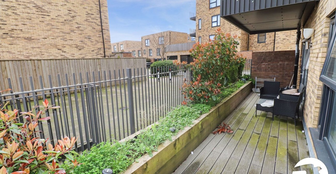 2 bedroom property for sale in Erith | Robinson Jackson
