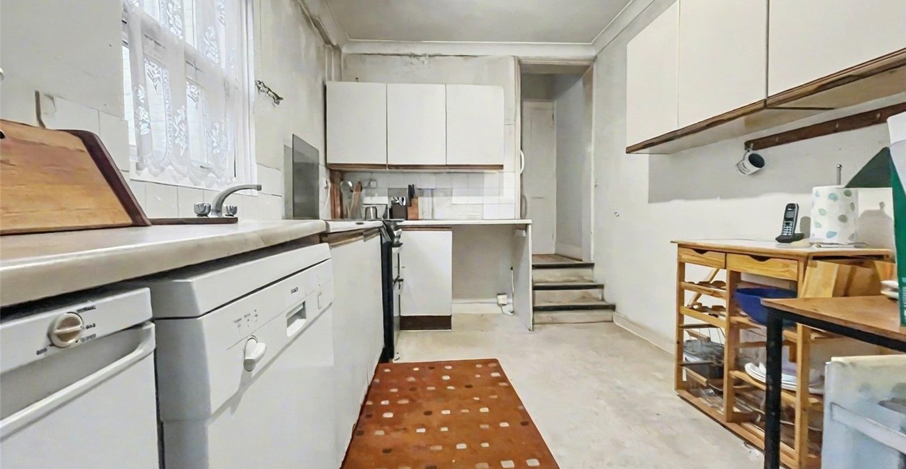 3 bedroom house for sale in Gillingham | Robinson Michael & Jackson