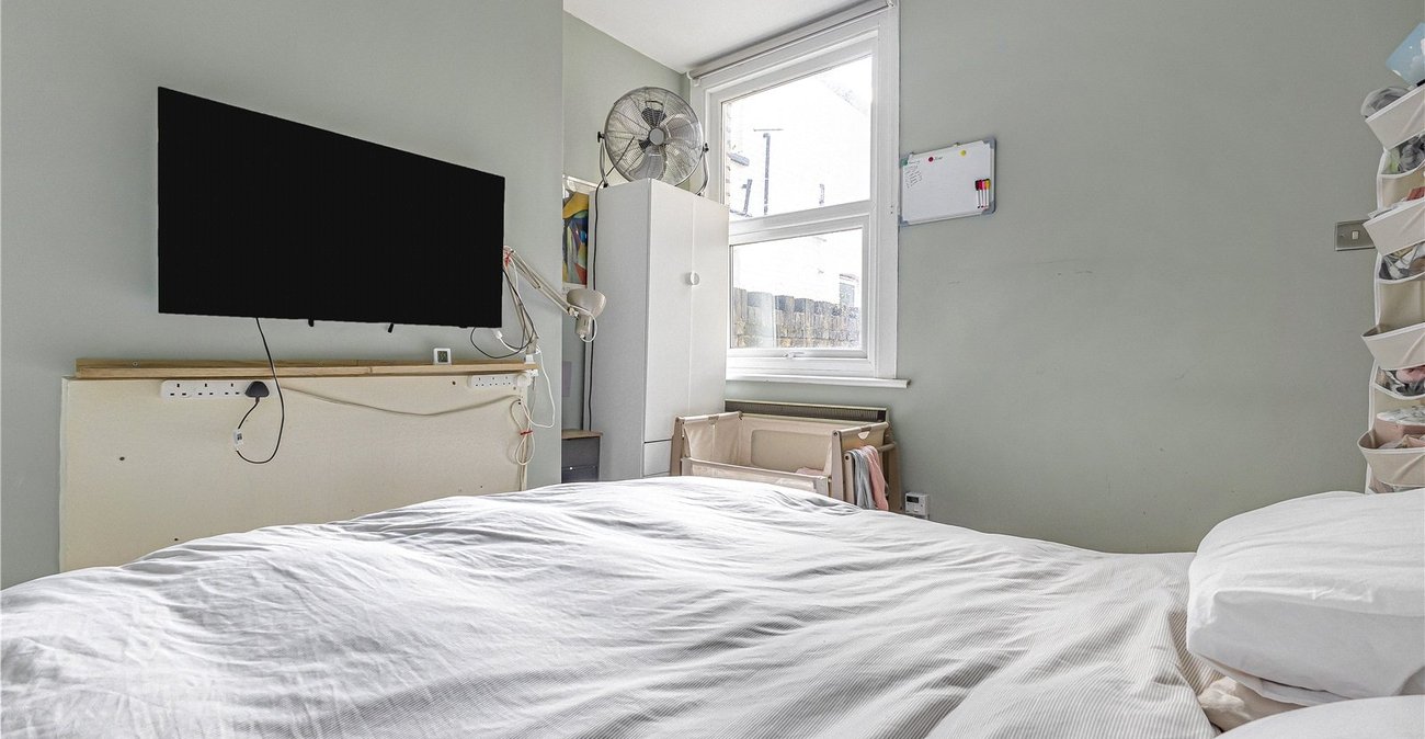 1 bedroom property for sale in Gillingham | Robinson Michael & Jackson
