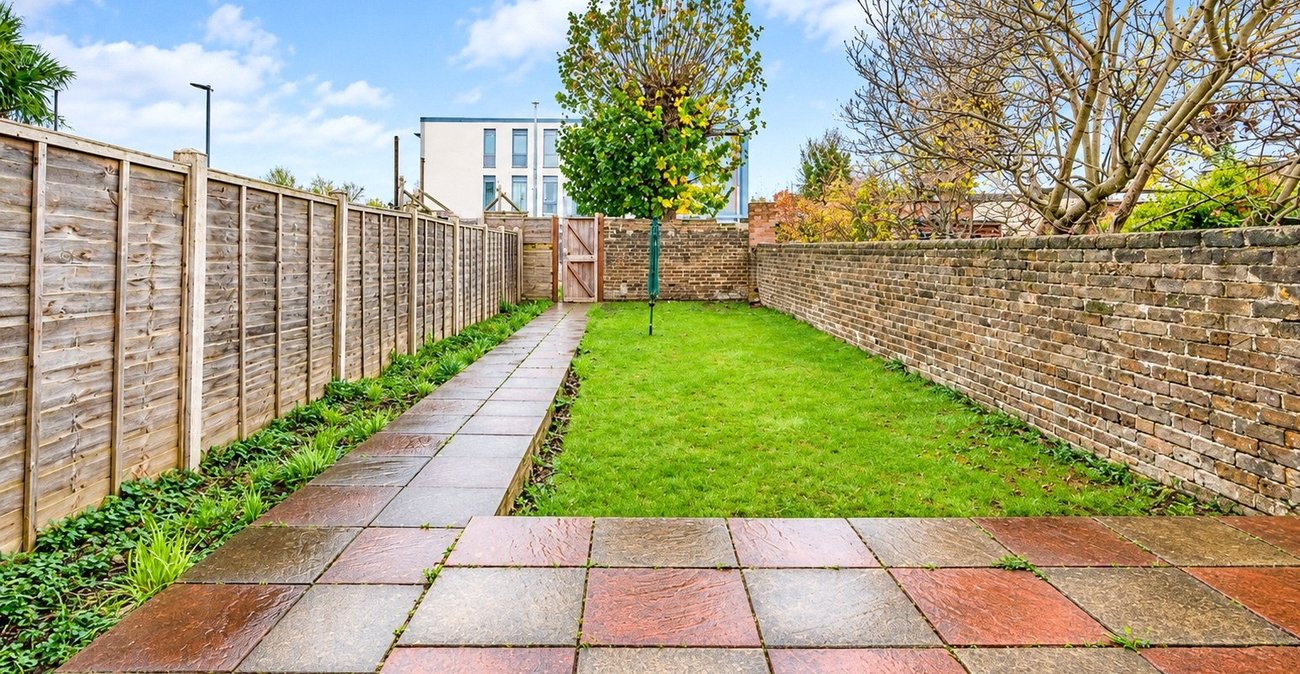 1 bedroom property for sale in Gillingham | Robinson Michael & Jackson