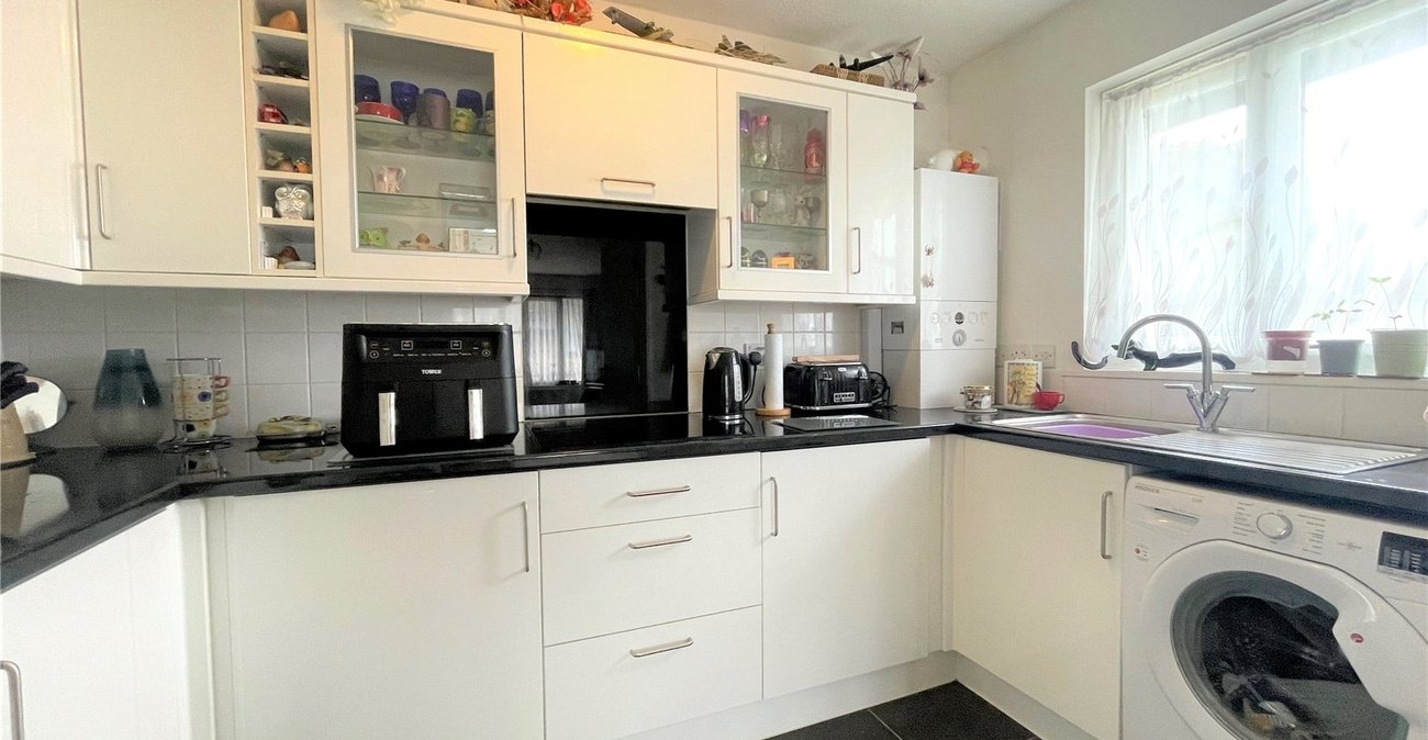 2 bedroom property for sale in Welling | Robinson Jackson