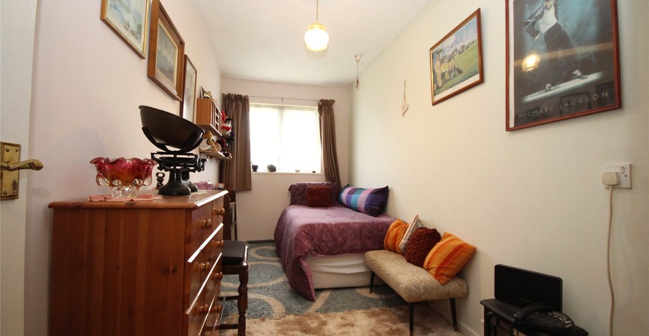 2 bedroom property for sale in Welling | Robinson Jackson