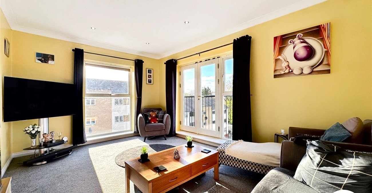 2 bedroom property for sale in Maidstone | Robinson Michael & Jackson