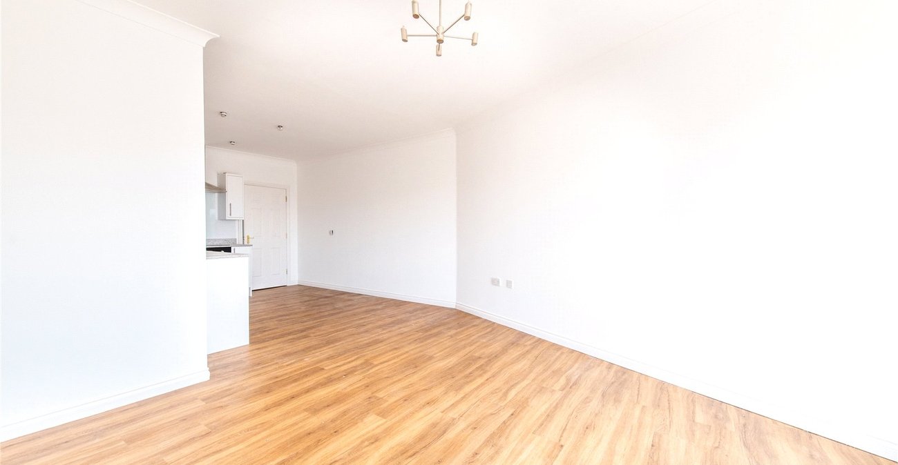 2 bedroom property for sale in Maidstone | Robinson Michael & Jackson