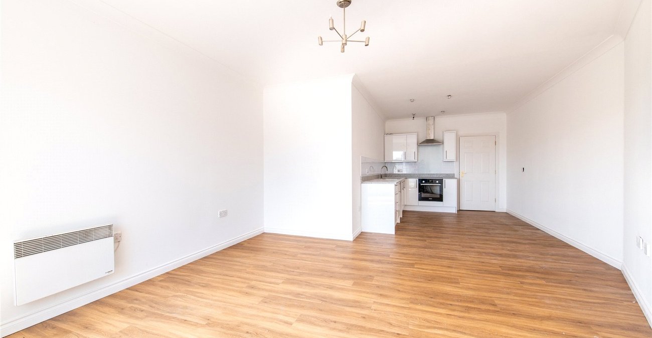 2 bedroom property for sale in Maidstone | Robinson Michael & Jackson