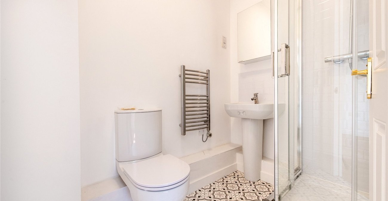 2 bedroom property for sale in Maidstone | Robinson Michael & Jackson