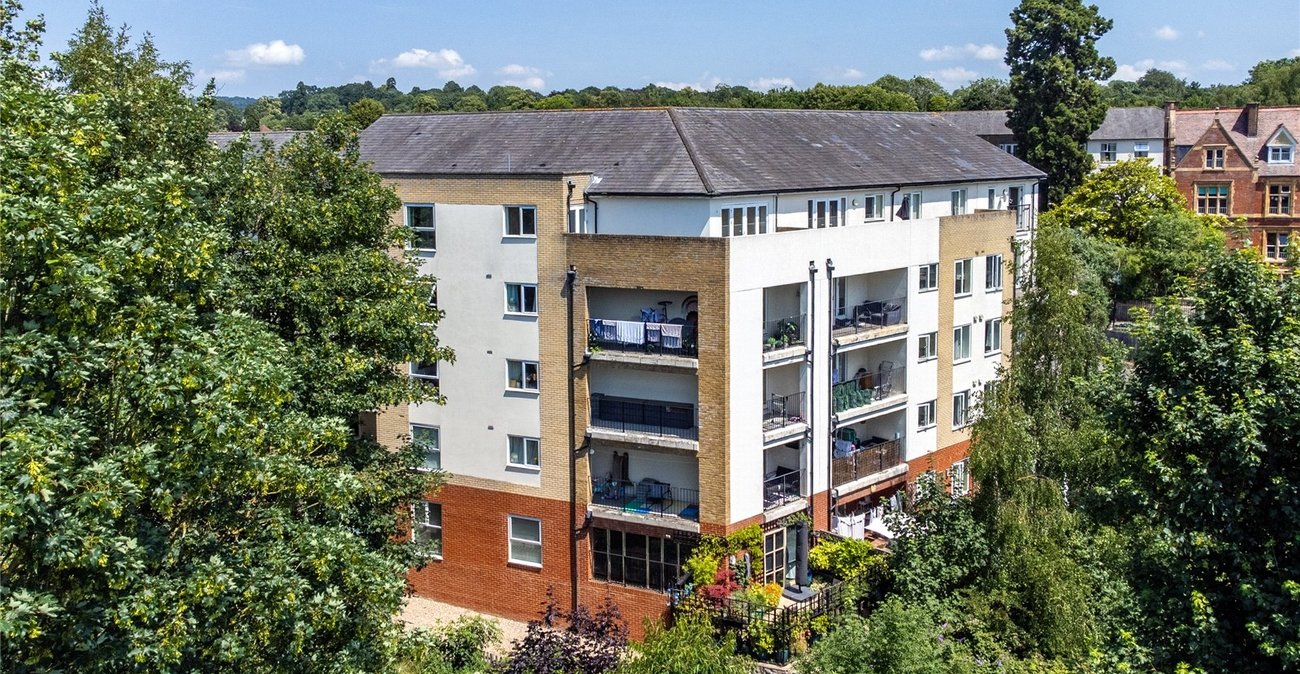 2 bedroom property for sale in Maidstone | Robinson Michael & Jackson