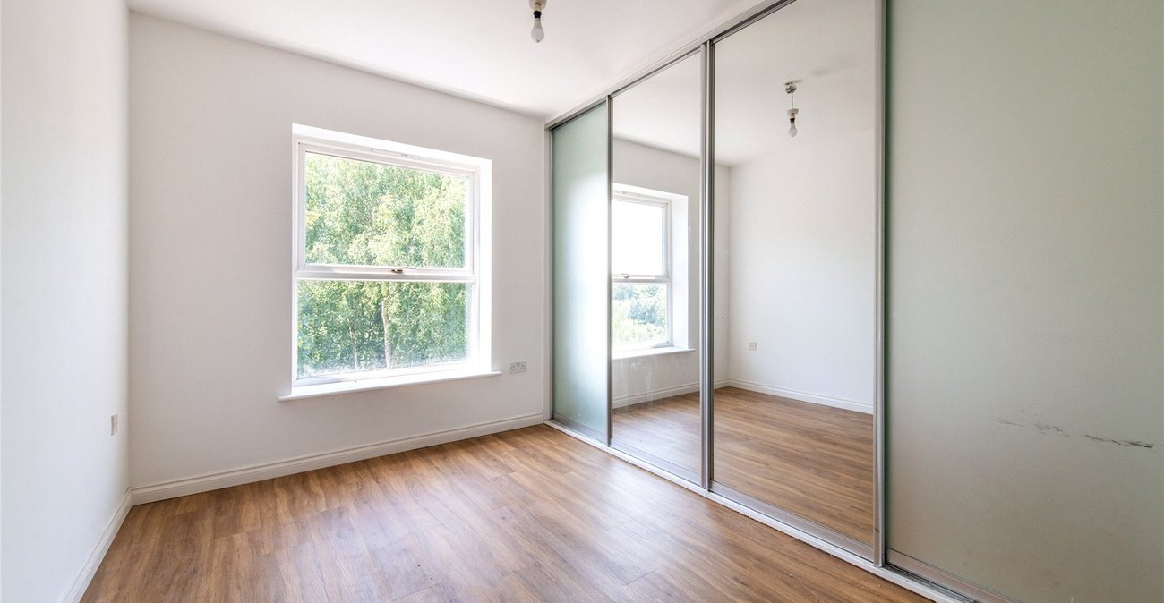 2 bedroom property for sale in Maidstone | Robinson Michael & Jackson